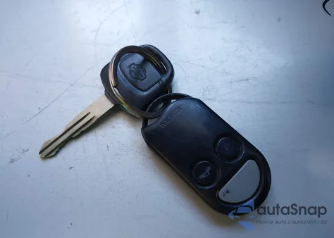 2001 Nissan Altima Gxe from USA, damaged, VIN 1N4DL01D61C213809